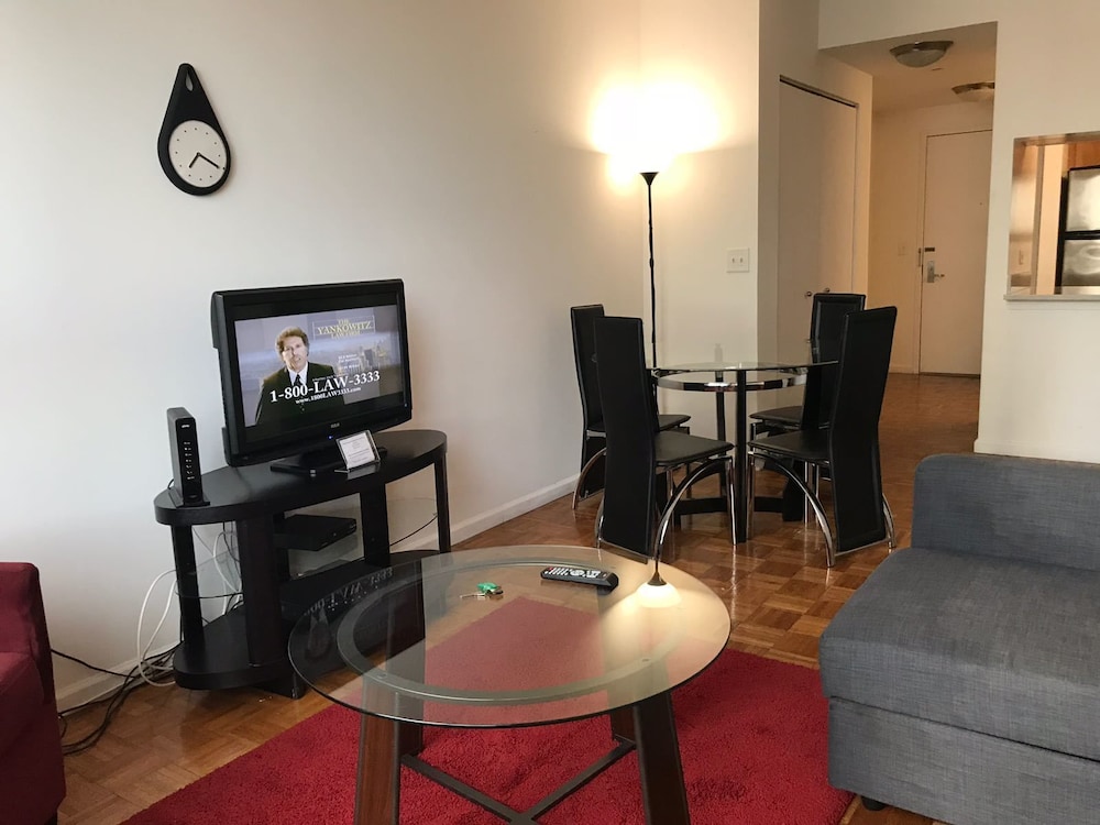 Suite, 1 Bedroom photo 3