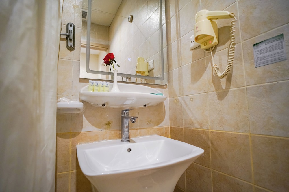 Triple Room - Photo 13