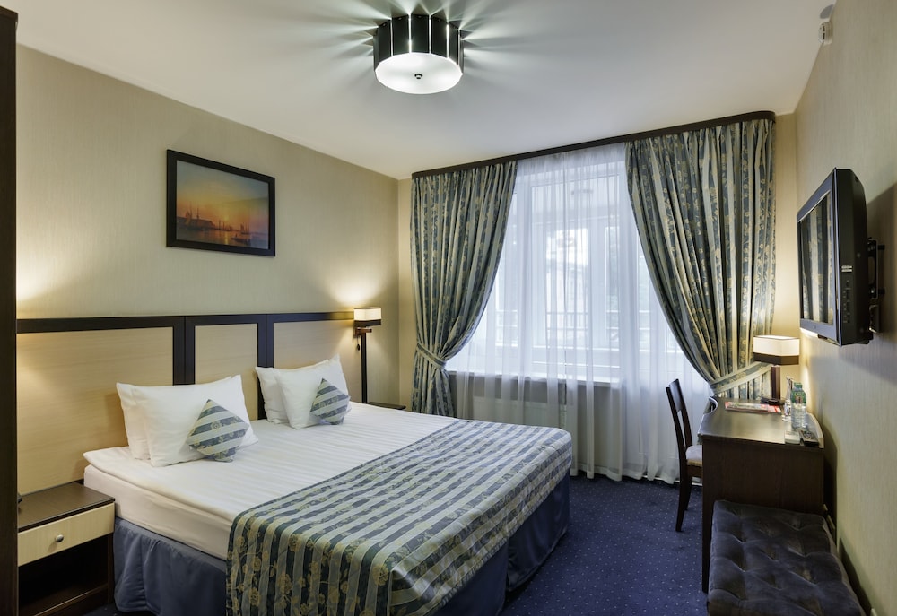 Standard Double or Twin Room photo 3