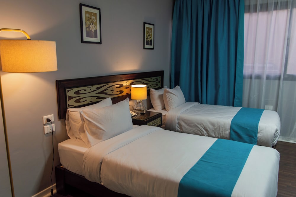 Standard Twin Room, City View photo 1