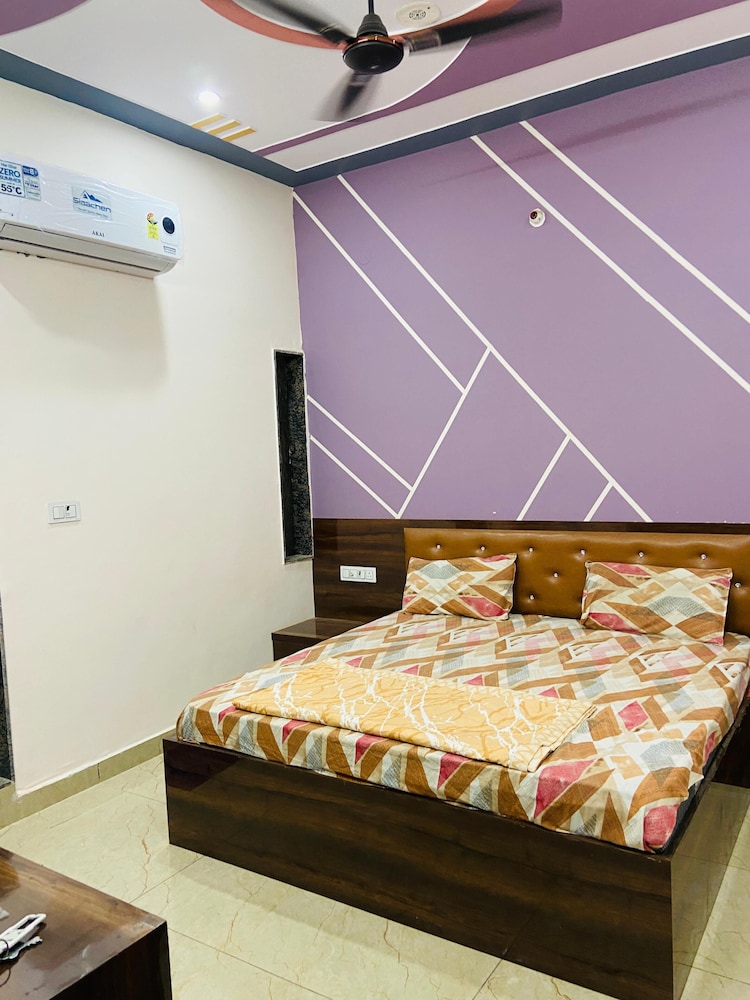 Double Room, Air conditioning