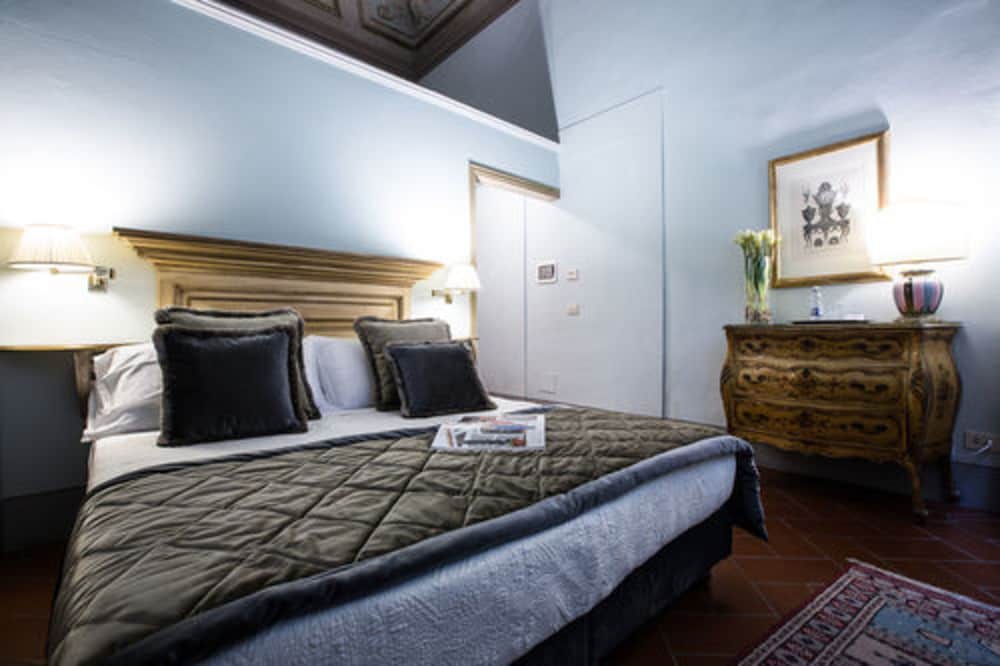 Standard Double Room photo 3