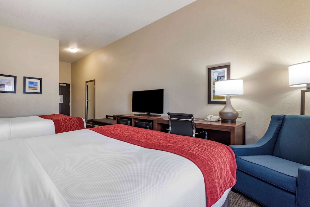 Room, Multiple Beds, Non Smoking - Photo 3