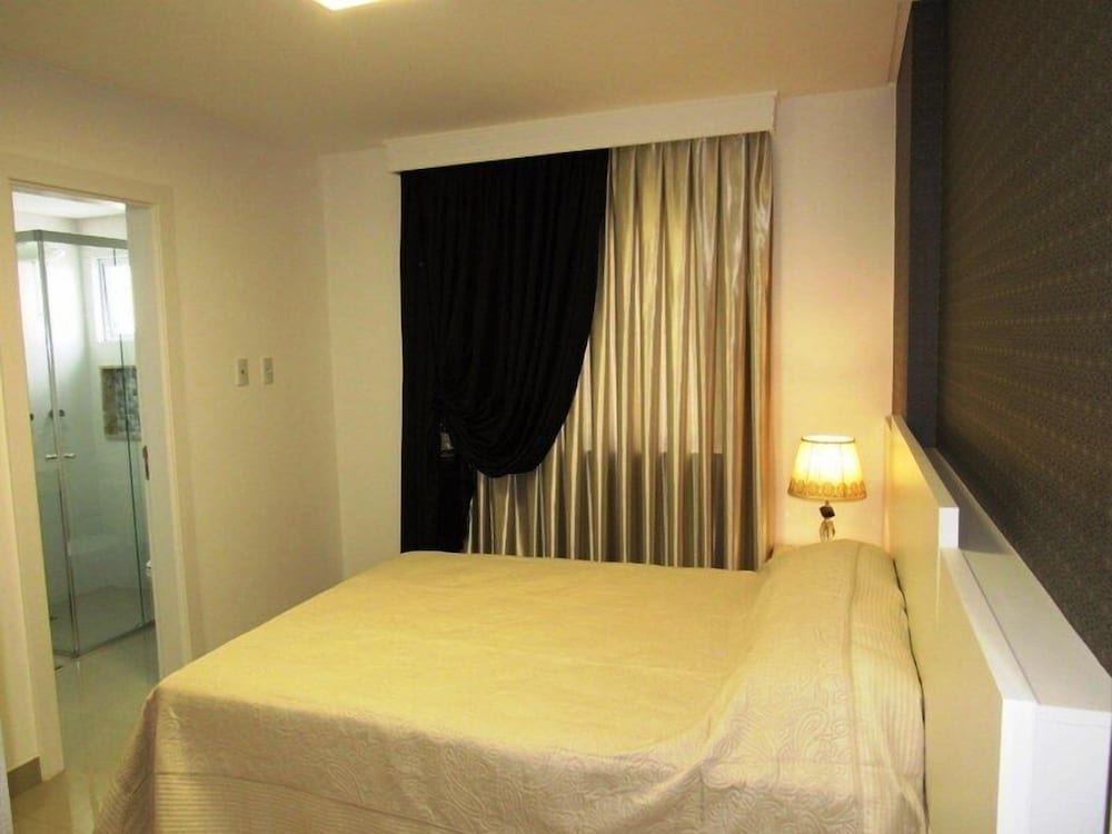Family Apartment, Multiple Bedrooms, Ensuite, City View photo 1