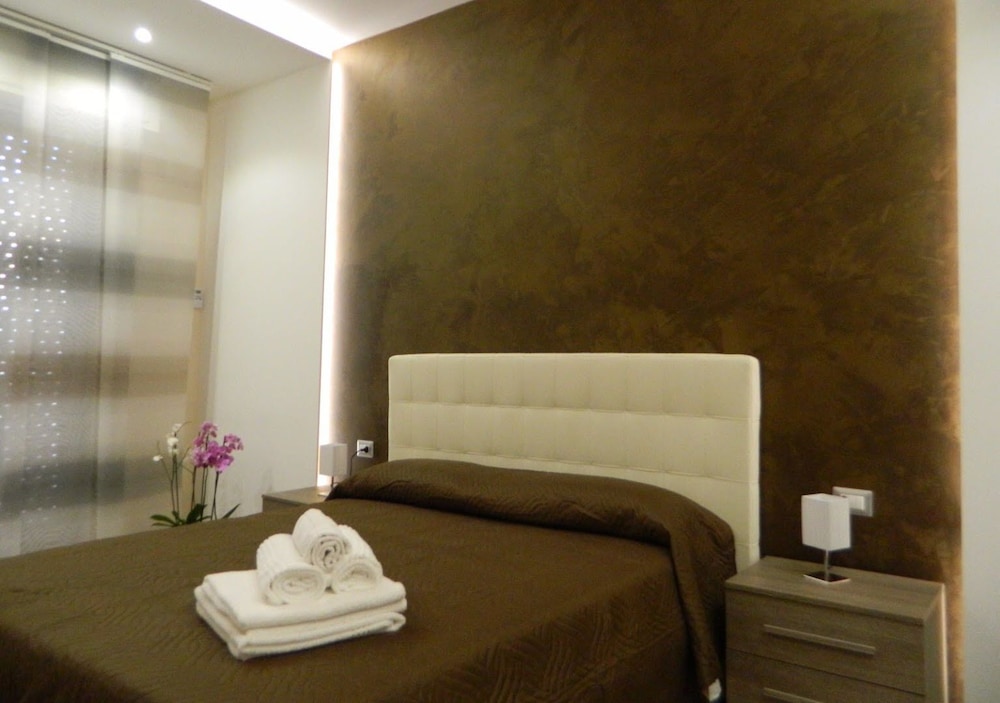 Triple Room (104)