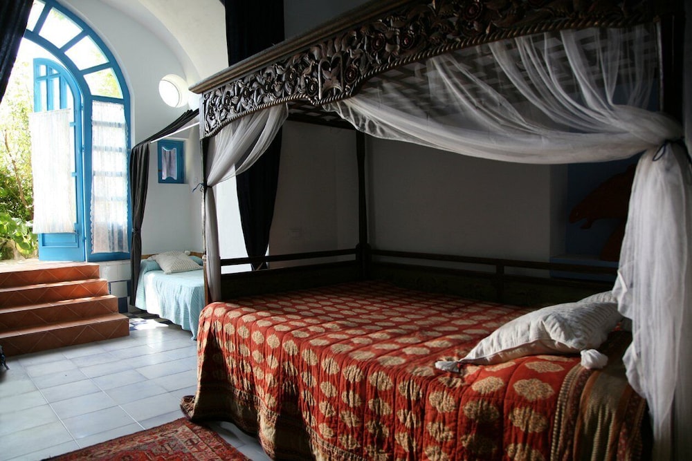 Grand Quadruple Room