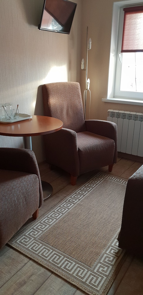 Economy Double Room photo 3