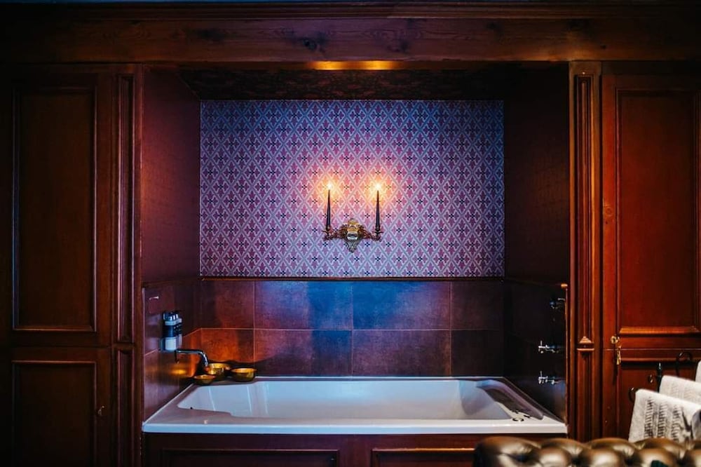 Signature Suite photo 1