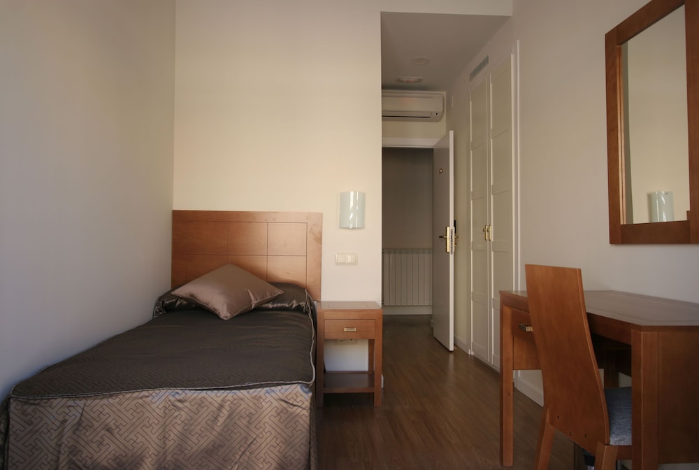 Single Room, City View photo 2