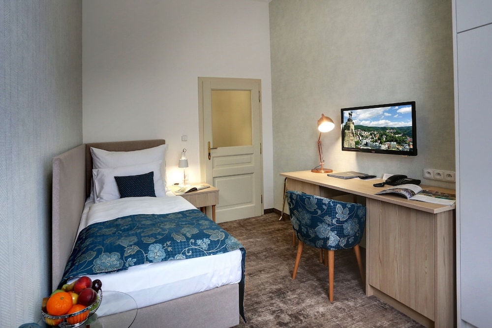 Panoramic Single Room, 1 Bedroom, City View photo 2