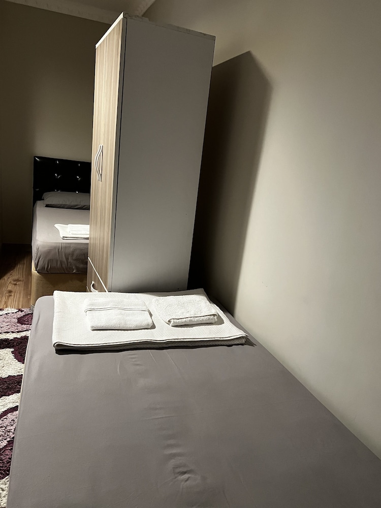 Business Apartment, Multiple Beds, Allergy Friendly, Garden View photo 3