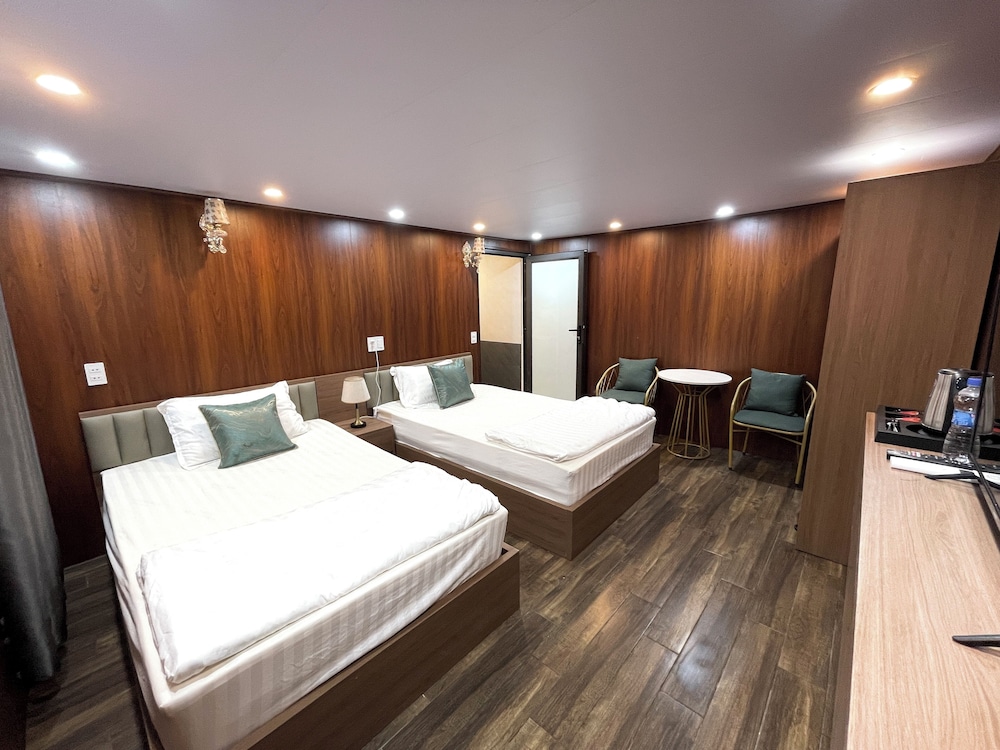 Elite Twin Room, 2 Bedrooms, Ensuite, Ground Floor photo 1