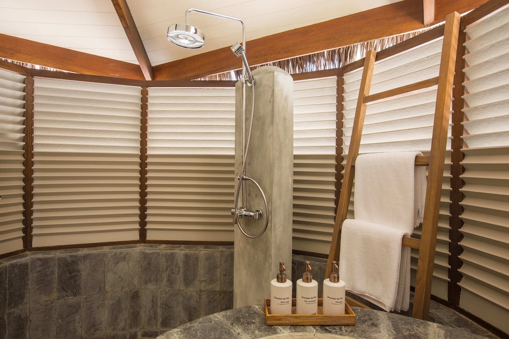 Villa, Beach View, Beachside - Photo 9