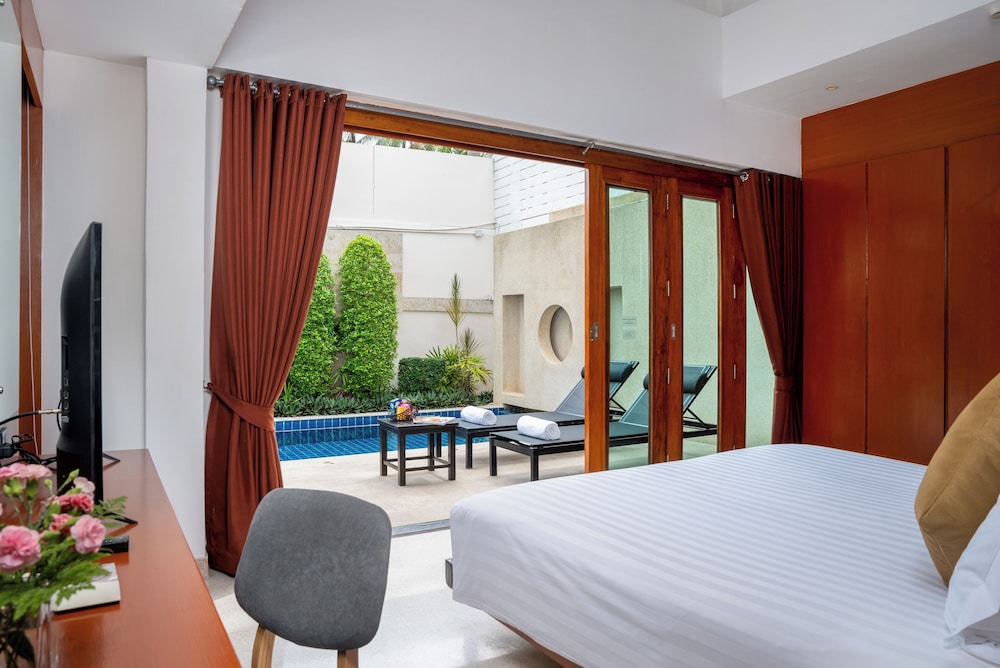 Grand Pool Villa with Loft photo 1