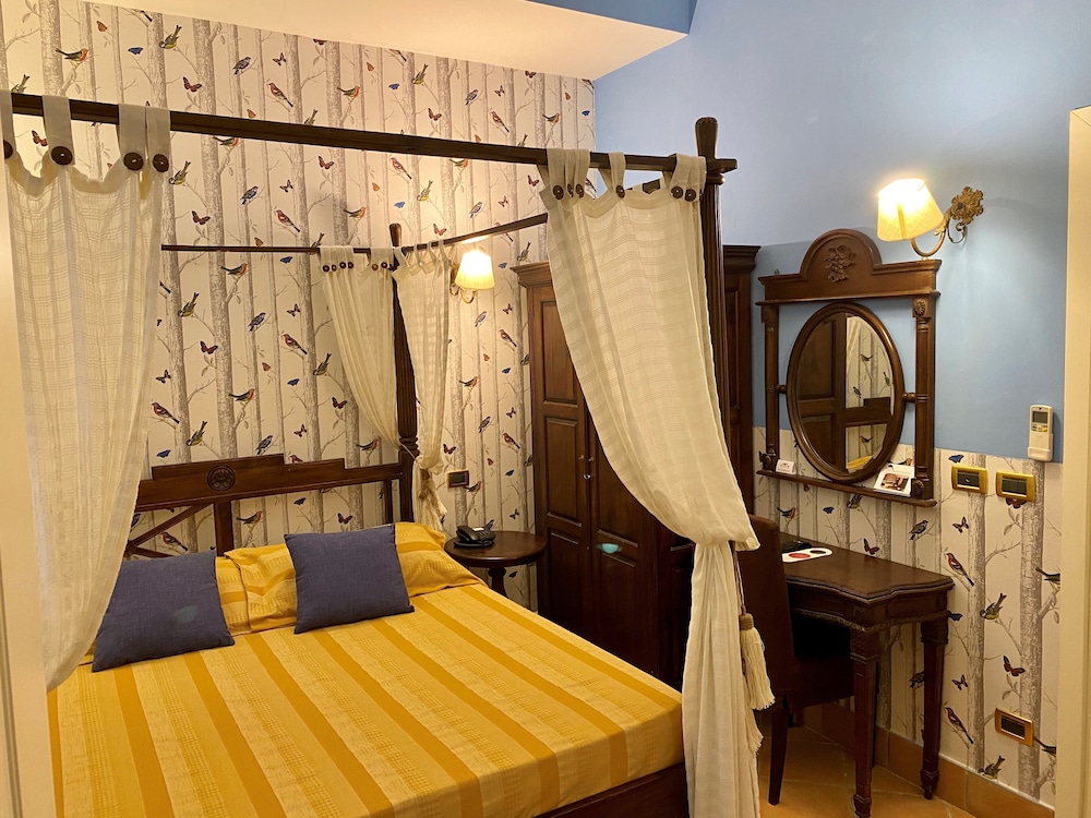 Superior Double Room Single Use - Photo 4
