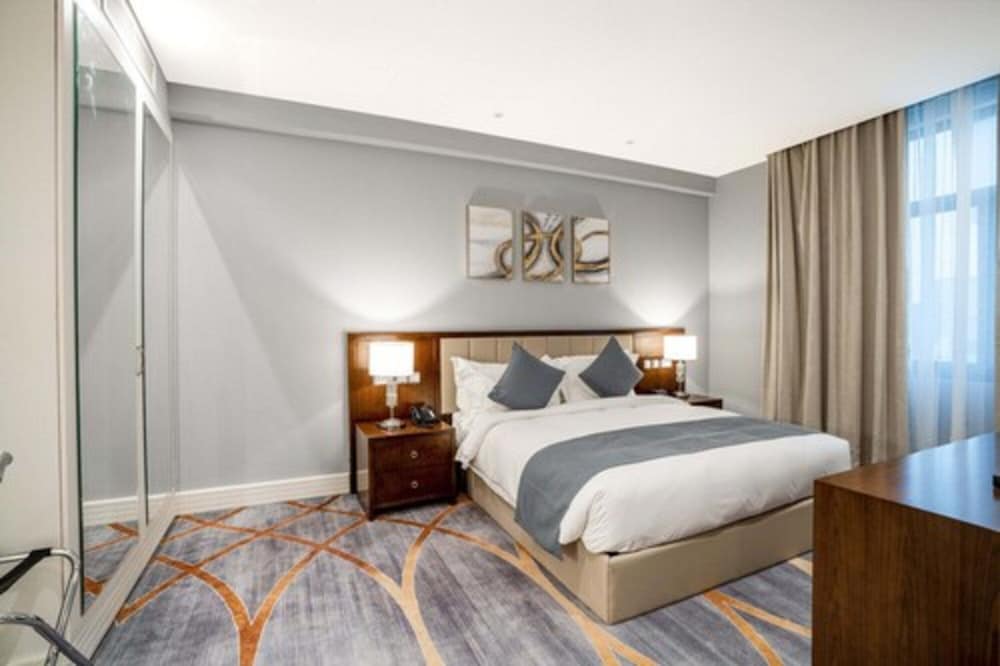 Panoramic Suite - Photo 1