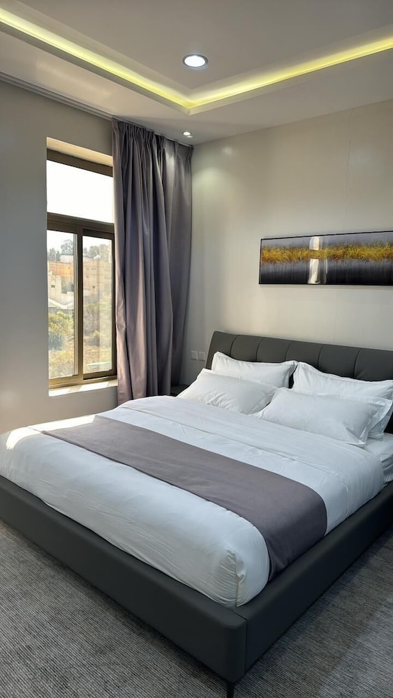 Junior Studio Suite, City View photo 3