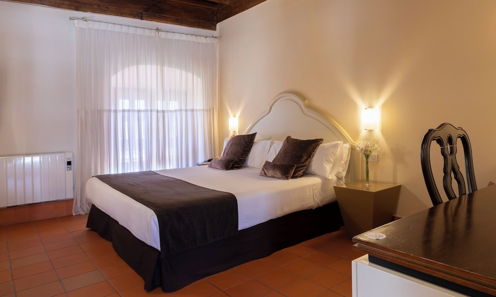 Room (Zona Claustro) photo 2