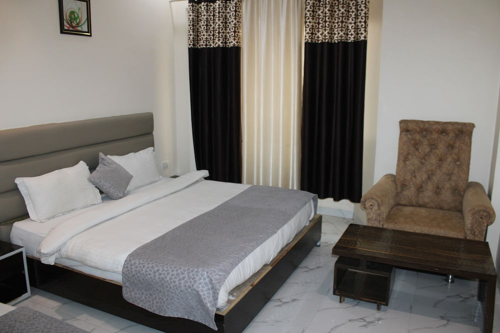 Premium Double Room photo 2