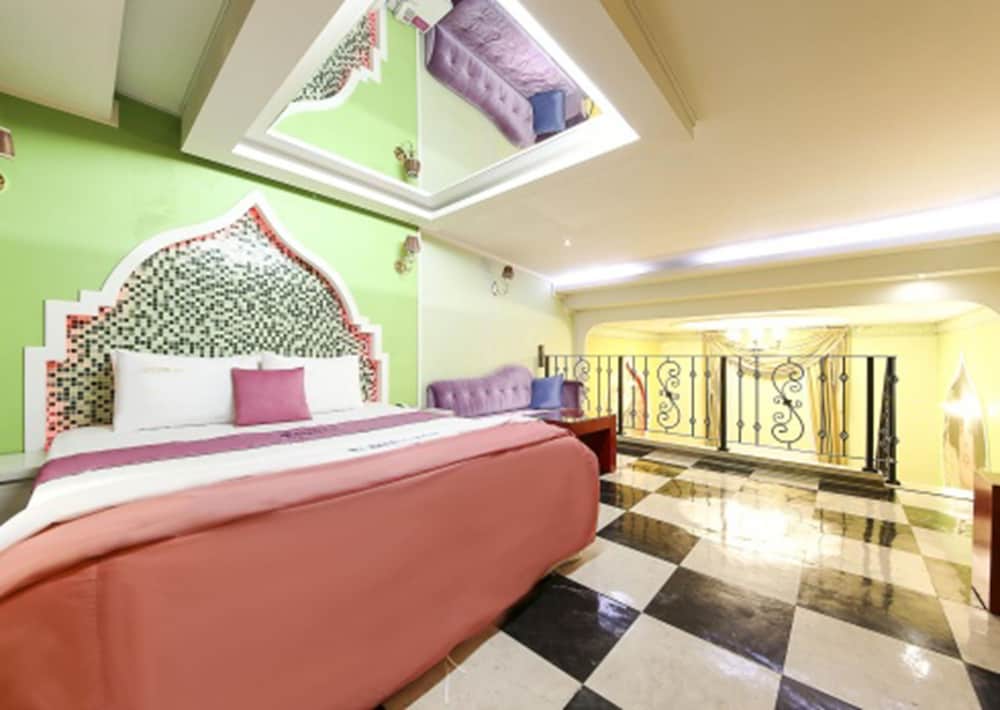 Duplex, Terrace (B) photo 3