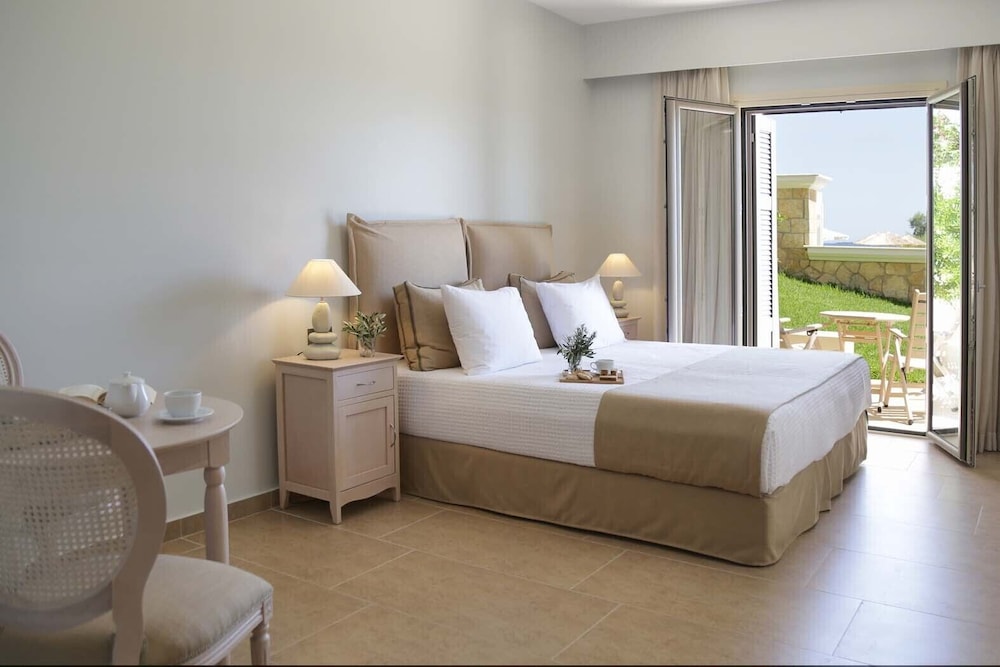 Double Room, Partial Sea View