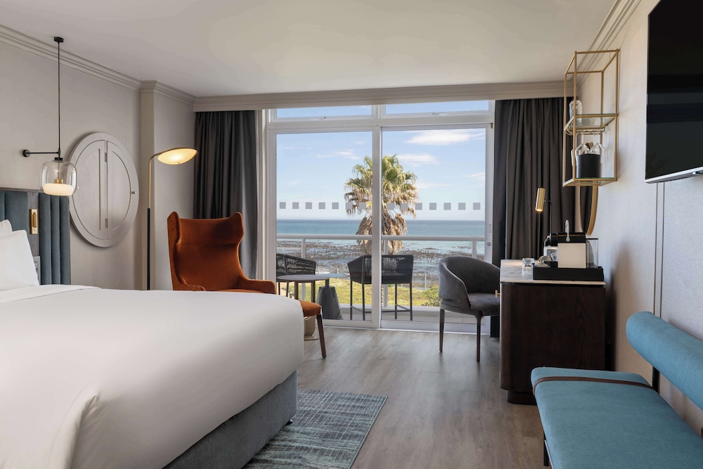 Superior Room, Balcony, Partial Ocean View (Collection) photo 1
