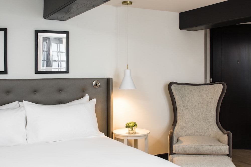 Room, 1 King Bed (Maison William Gray) photo 1
