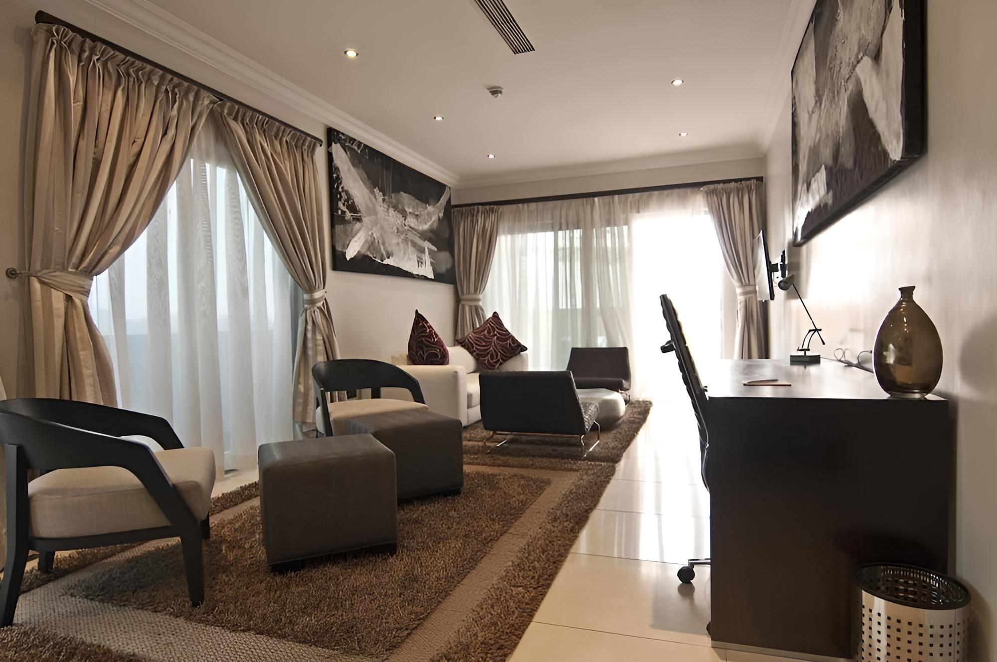 Royal Room photo 3