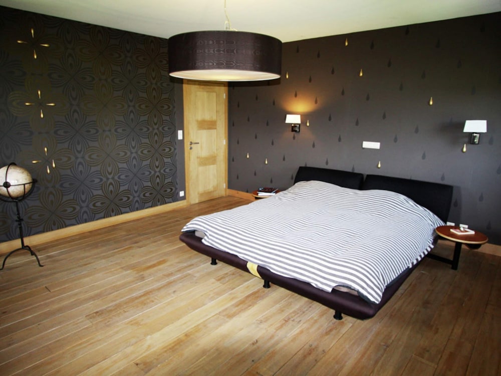 House photo 2