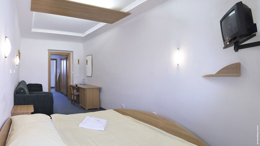 Standard Room photo 2