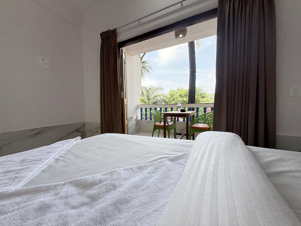 Deluxe Room, Beach View