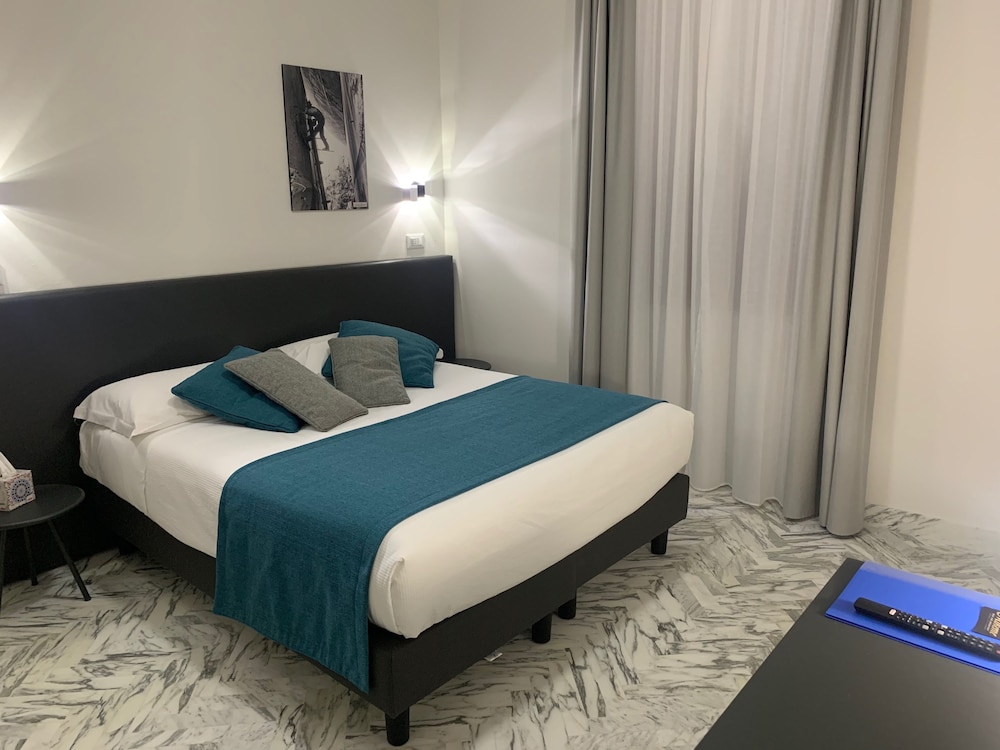 Elite Double Room photo 3
