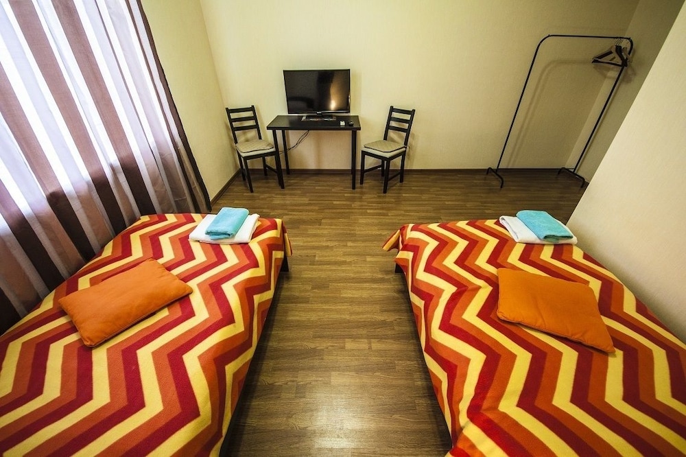 Basic Double or Twin Room photo 3