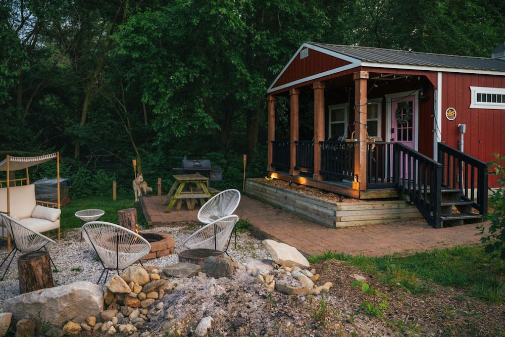 Ruby s Red Cabin Hot Tub Nature Horses Indy, Billede 23