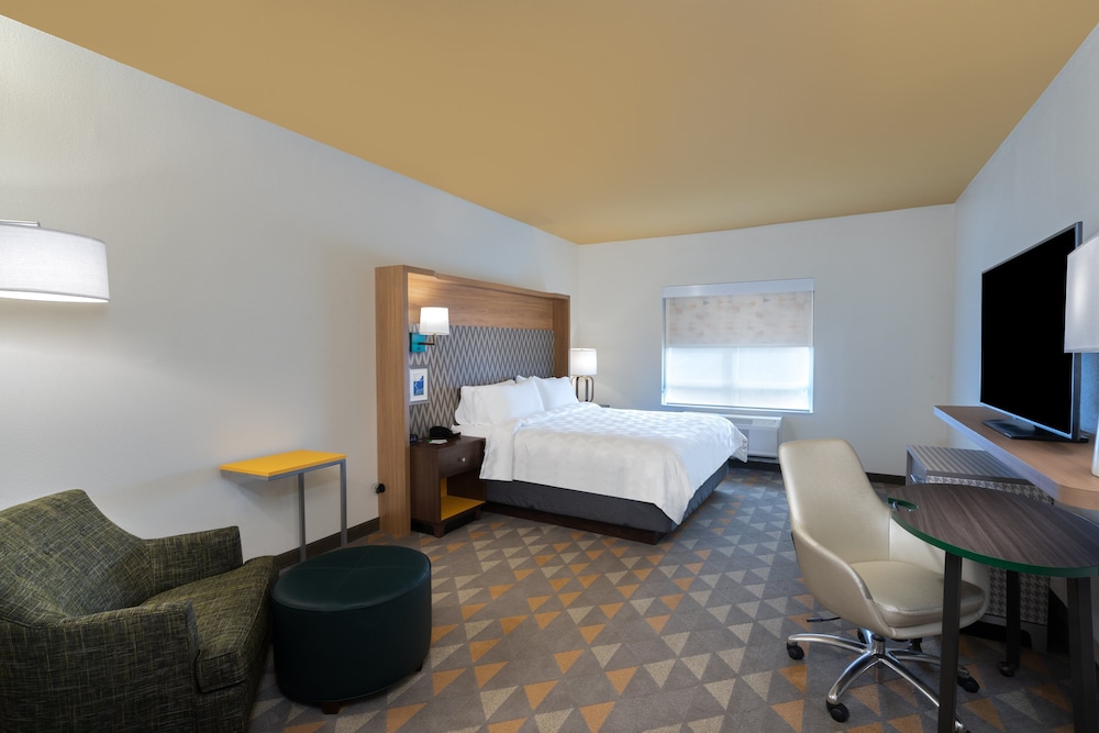 Suite, 1 Bedroom, Mobility Accessible (Accessible Shower) photo 3