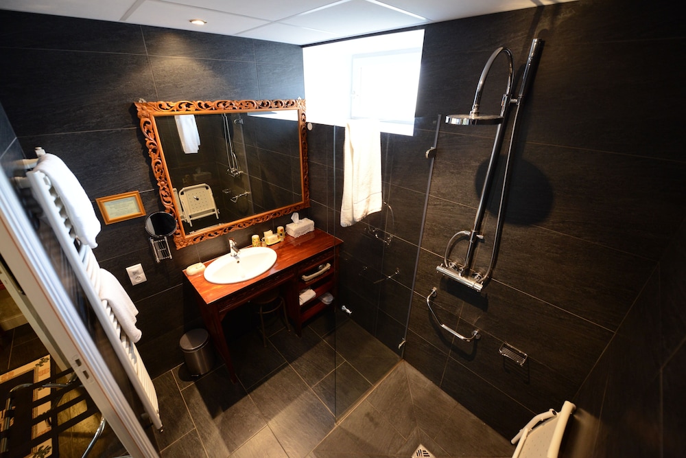 ELEGANCE Room photo 2