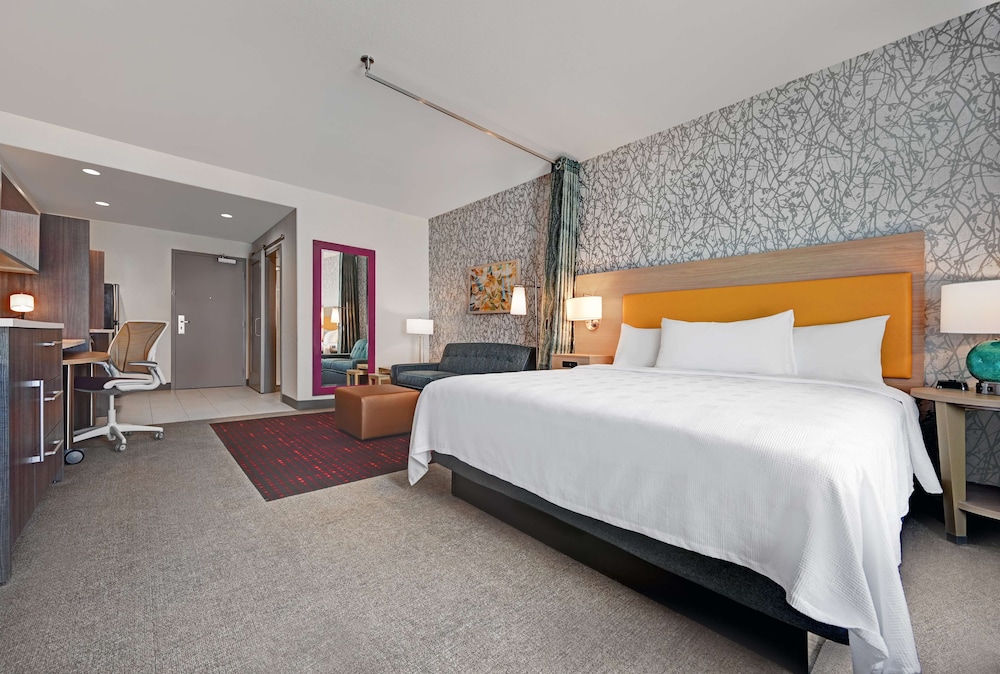 Studio, 1 King Bed, Accessible (Hearing) - Photo 1