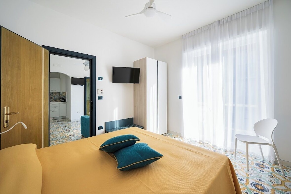 Superior Apartment, 1 Queen Bed with Sofa bed