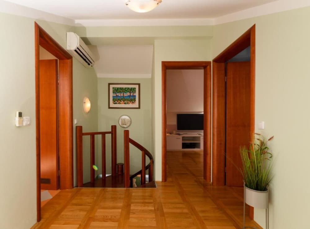 Apartment (Apartment Andrea - Three Bedroom Apar)