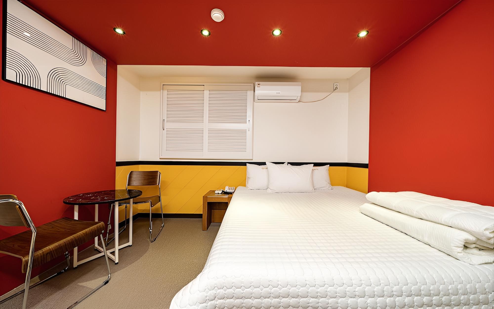 Room (Standard Room) - Photo 7