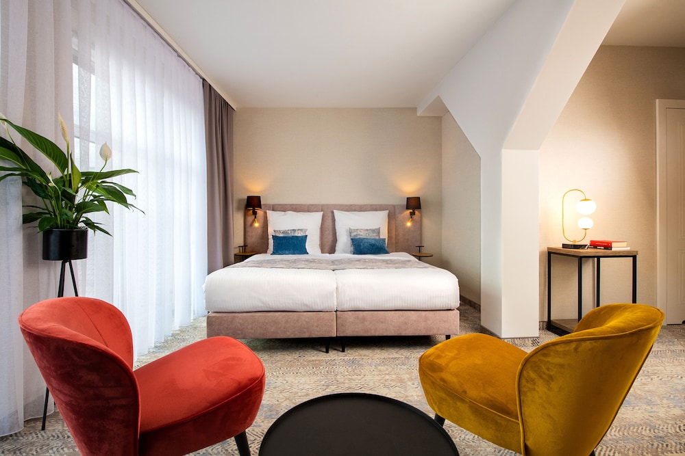 Standard Double or Twin Room - Photo 6