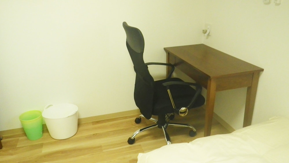 Standard Twin Room, Non Smoking photo 2