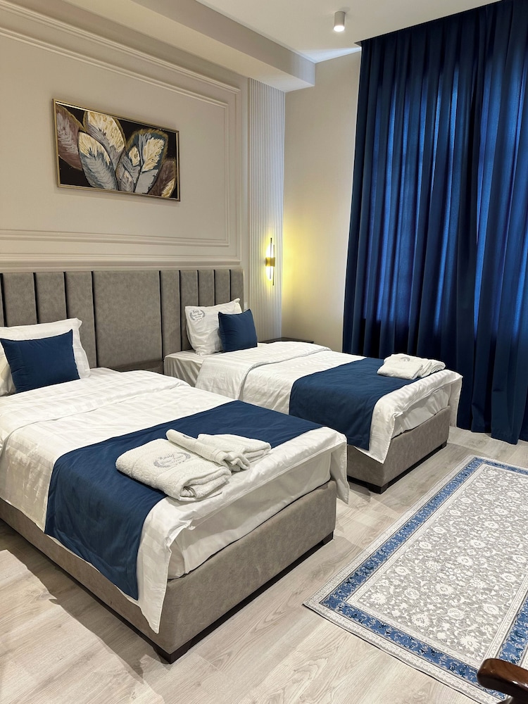 Comfort Double or Twin Room, City View