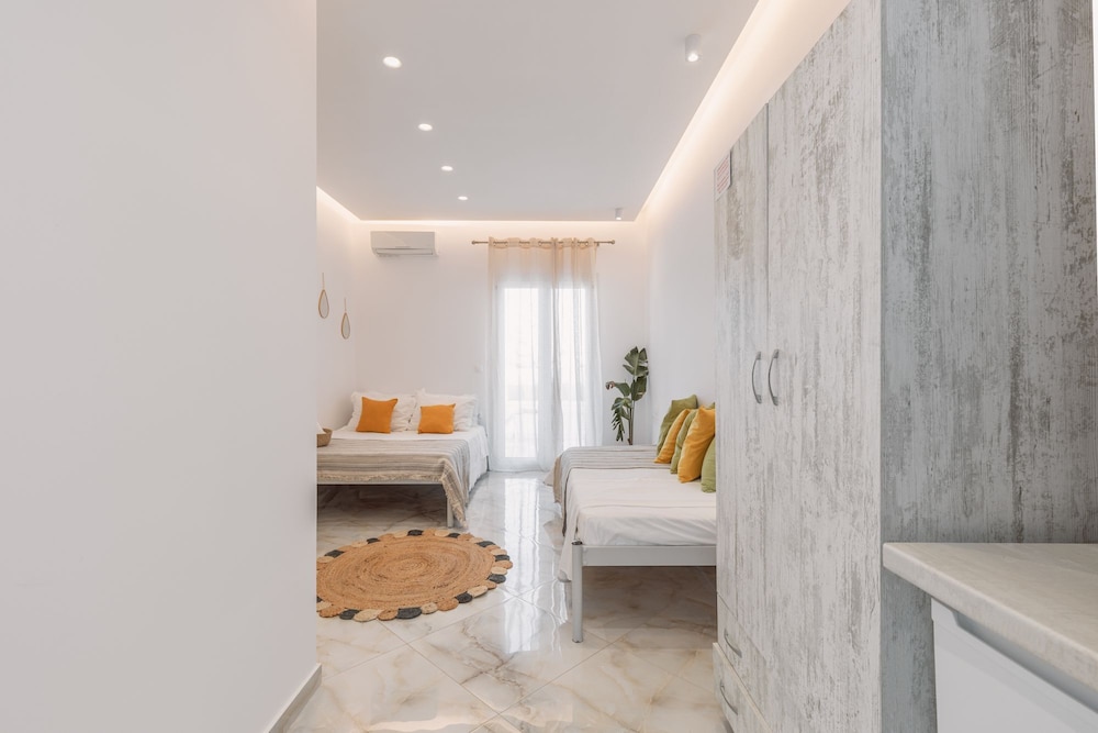 Design Triple Room, Kitchenette