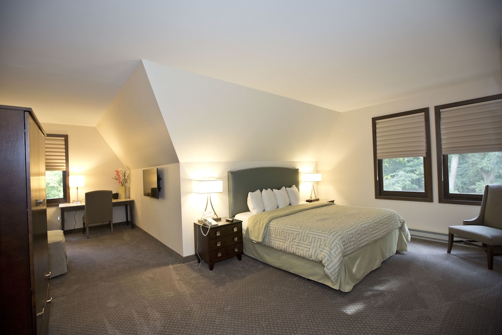 Grand Suite, 1 King Bed with Sofa bed