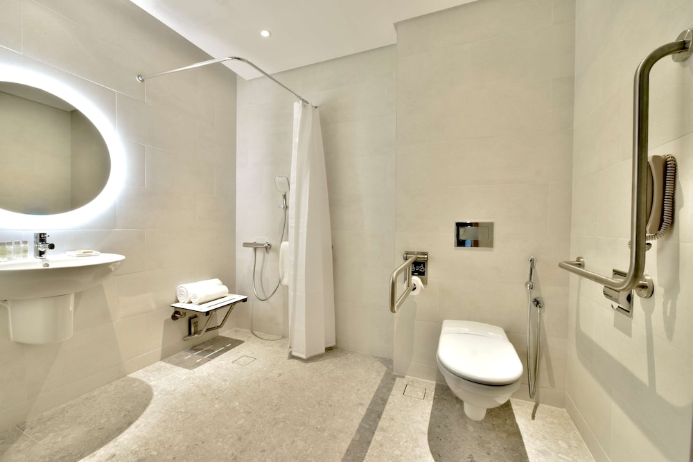 King, Room, Accessible - Photo 4
