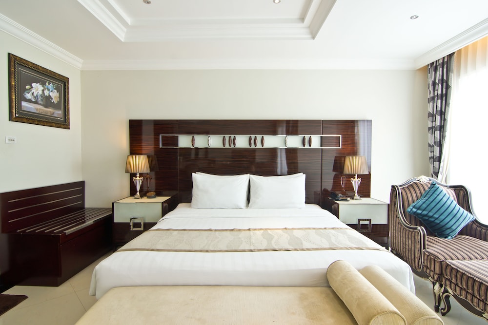 Studio, 1 King Bed - Photo 6