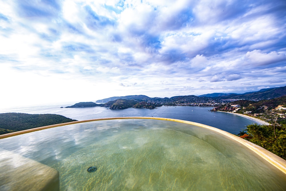 Penthouse, 3 Bedrooms, Private Pool, Ocean View photo 3