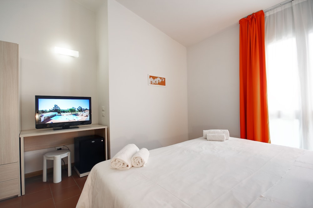 Double or Twin Room, Accessible photo 1