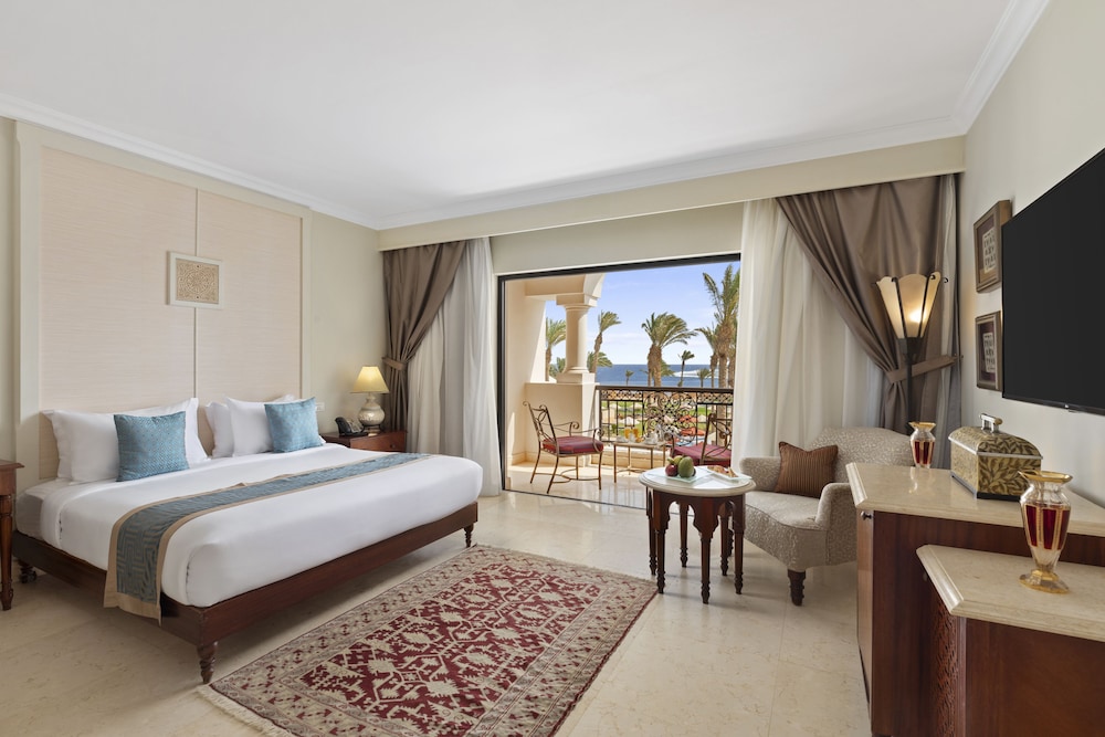 Deluxe Double or Twin Room, Sea View - Photo 4